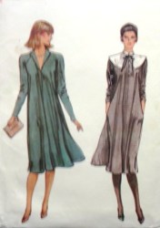 7904 70S VOGUE FIT FLARE PULLOVER LS DRESS,  COLLAR PATTERN 12